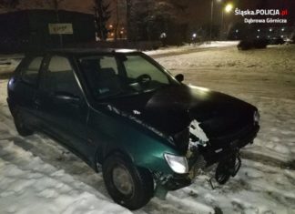Uderzył w słup i jechał dalej uszkodzonym autem - fot. KMP w Dąbrowie Górniczej