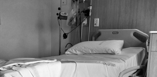 Łóżko szpitalne - fot. Pixabay
