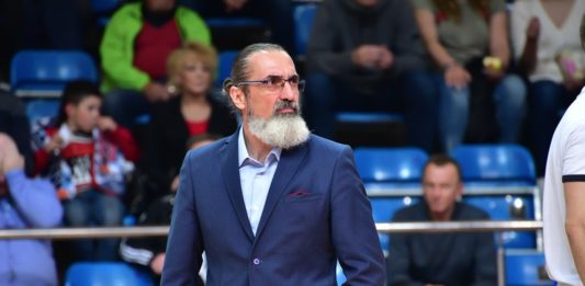 Parkiet, Koszykówka, Mecz koszykówki, Jacek Winnicki, MKS Dąbrowa Górnicza, Trener