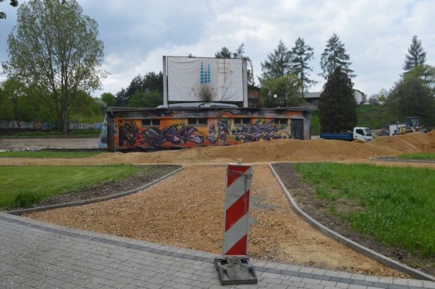 Trwa remont amfiteatru w parku Grabek – fot. MZ