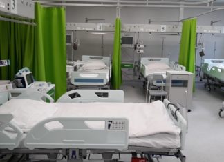 Sala chorych w czeladzkim szpitalu - fot. mat. pras.