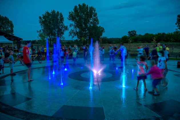 Fontanna na plaży miejskiej - fot. UM Będzin