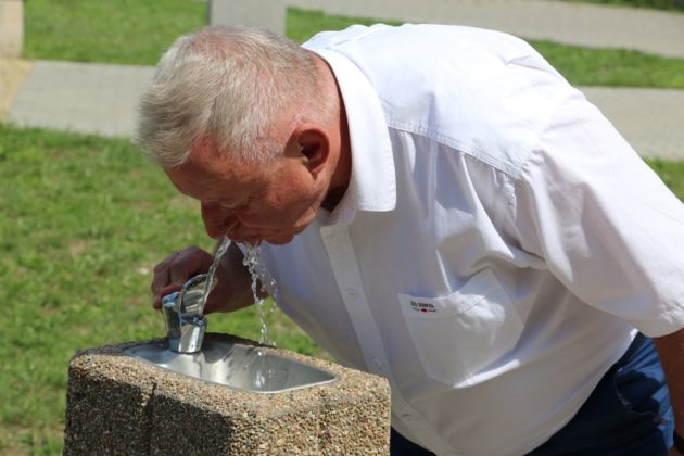W Czeladzi pojawiły się poidełka &ndash; fot. UM Czeladź