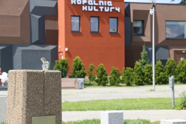 W Czeladzi pojawiły się poidełka &ndash; fot. UM Czeladź