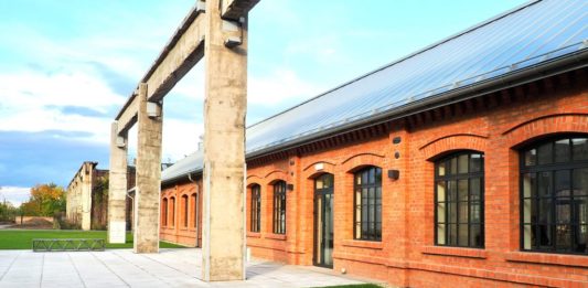 Multimedialne centrum wystawowe gotowe – fot. Fabryka Pełna Życia