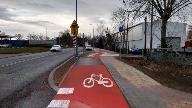 Przebudowa Roździeńskiego zakończona &ndash; fot. UM Dąbrowa G&oacute;rnicza