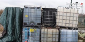 Niebezpieczne dla środowiska odpady - fot. KMP w Dąbrowie Górniczej