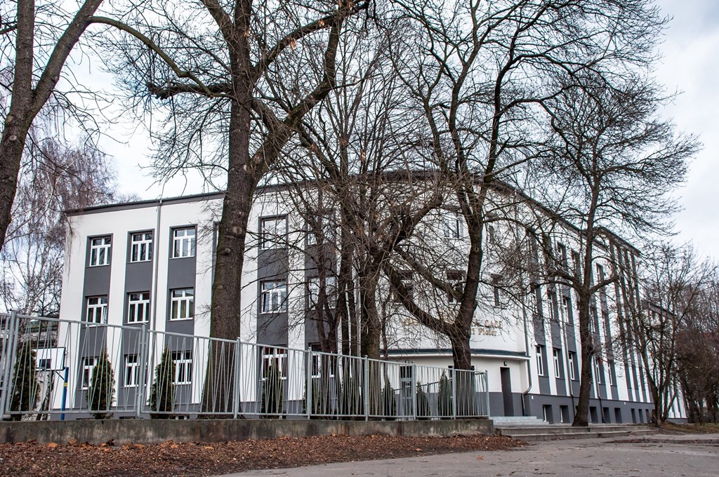 Budynek LO im. E. Plater po termomodernizacji - fot. UM Sosnowiec