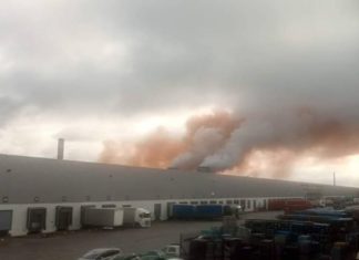 Awaria pieca w hucie w Dąbrowie Górniczej – fot. Zagłębiowski Alarm Smogowy