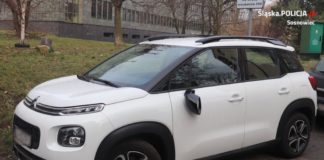 Niszczył samochody - fot. KMP w Sosnowcu