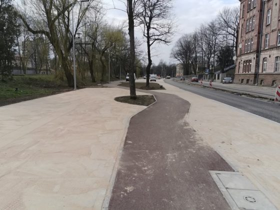 W rejonie ul. Katowickiej i Dehnel&oacute;w powstaje węzeł przesiadkowy i nowe skrzyżowanie - fot. UM Czeladź