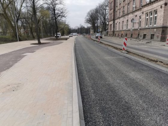 W rejonie ul. Katowickiej i Dehnel&oacute;w powstaje węzeł przesiadkowy i nowe skrzyżowanie - fot. UM Czeladź