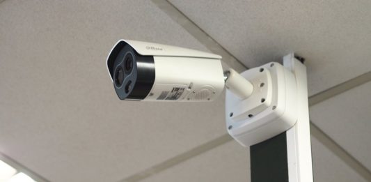 Kamery termowizyjne sprawdzają temperaturę pacjentów – fot. Szpital św. Barbary w Sosnowcu