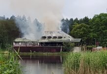 Pożar nieczynnej restauracji nad Balatonem - fot. Jakub Kopeć