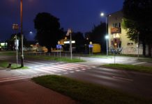 Sosnowieckie przejście dla pieszych z dodatkowym oświetleniem – fot. Damian Żurawski