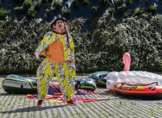 Spektakl „Republika Marzeń” w Teatrze Zagłębia – fot. Maciej Stobierski