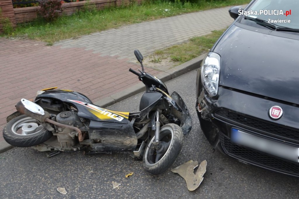 motorowerzysta3 Pijany motorowerzysta spowodował kolizję – fot. Policja Zawiercie