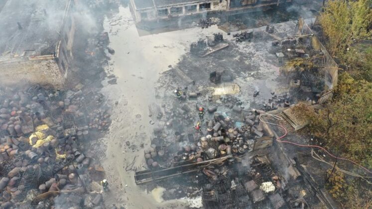 Spłonęło nielegalne składowisko odpad&oacute;w w Sosnowcu - fot. Marcin Karaban