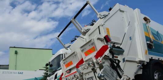 Jaworzno wraca do samodzielnego wywozu odpadów – fot. Wodociągi Jaworzno