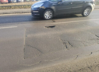 Dziurawe drogi - fot. MC