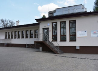 budynek, centrum usług komunalnych