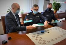 Na ulicach miasta pojawią się dodatkowe patrole. Sfinansuje je samorząd podpisanie umowy